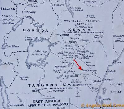 Map showing Kilimanjaro on border of Tanzania and Kenya Kilimanjaro on border of Tanzania and Kenya