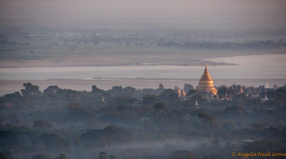 Early morning in Bagan