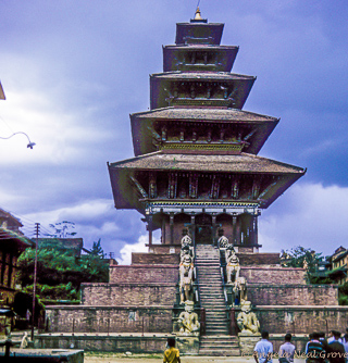3rd century carved wooden temple destroyed by 7.8 Quake